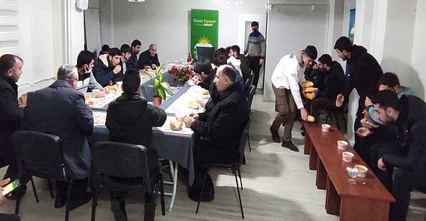 SABAH NAMAZINDA BULUŞTULAR