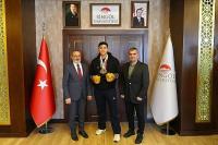 Çınar Hansu, Türkiye 3