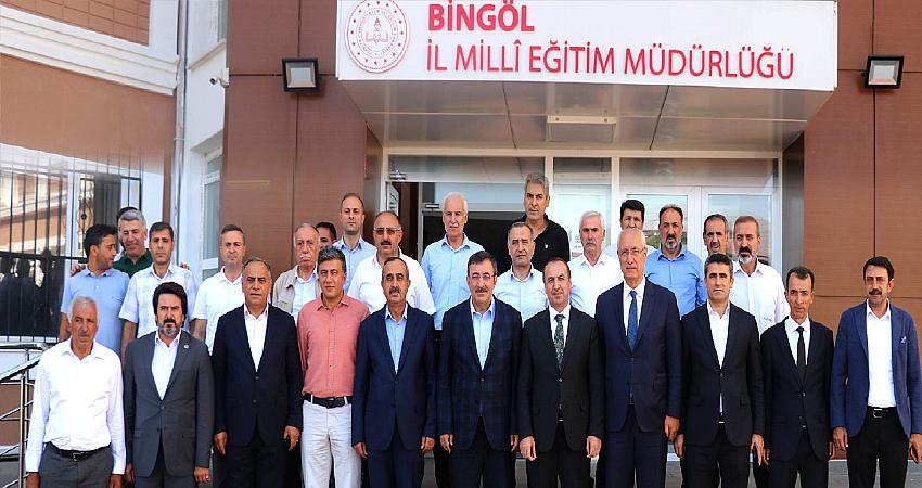 YILMAZ’DAN MİLLİ EĞİTİM MÜDÜRLÜĞÜNE ZİYARET