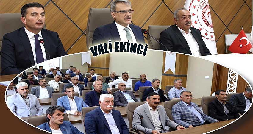 KÖY MUHTARLARIYLA BULUŞTU